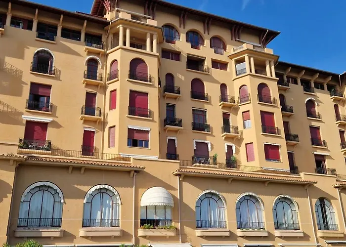 Dans Le Golf * Сен-Рафаэль