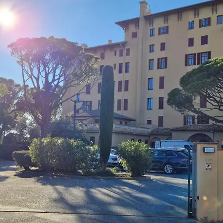 Apartmán Dans Le Golf Saint-Raphaël