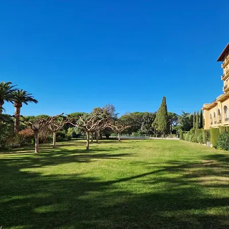 Dans Le Golf Apartmán *