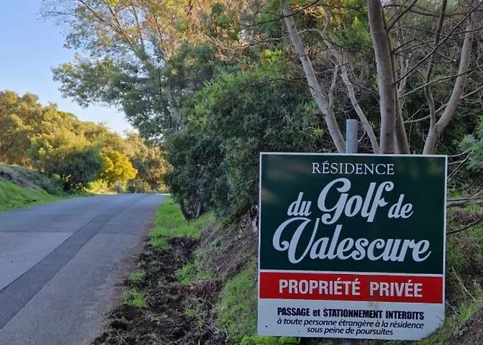 Dans Le Golf Apartmán *